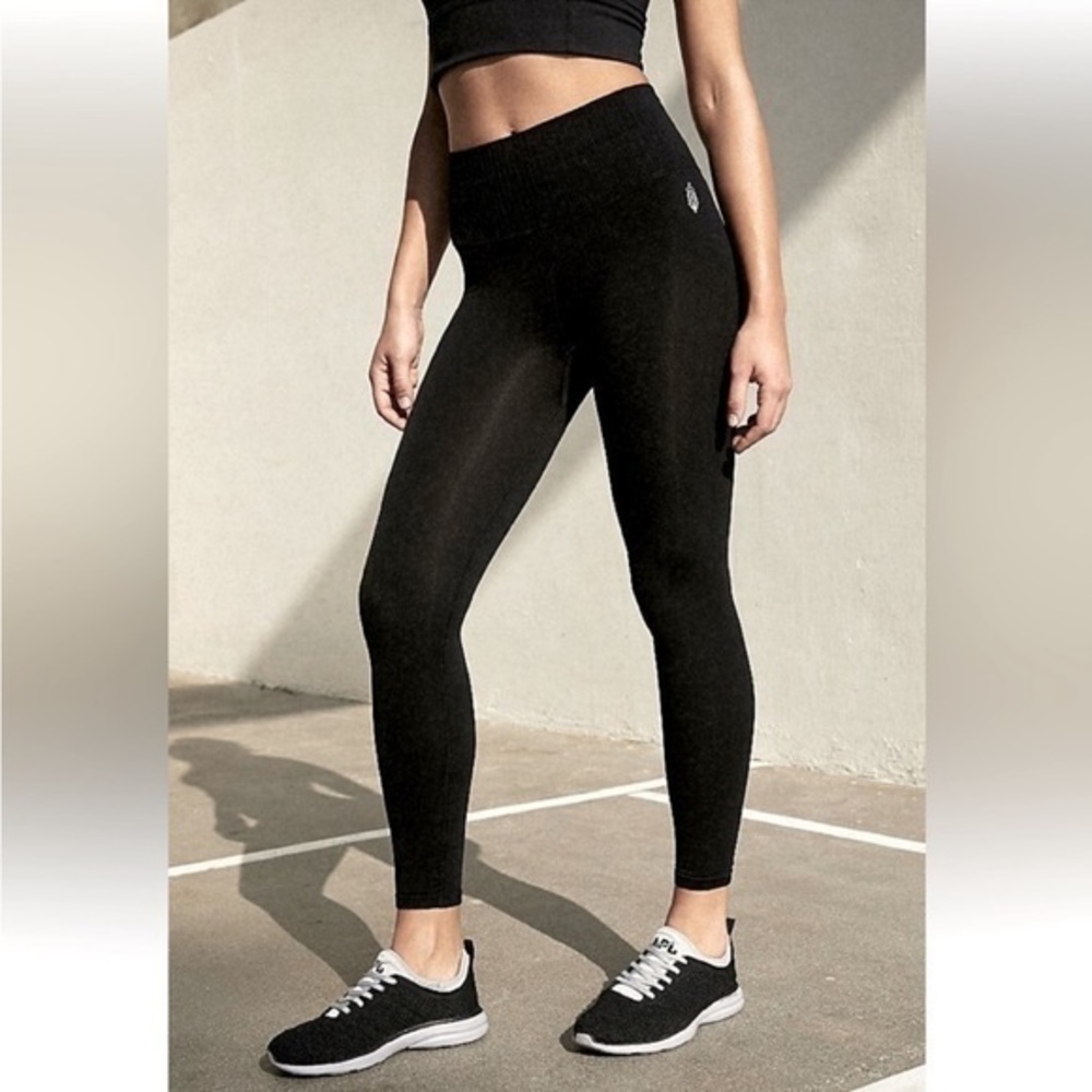 Free People Movement Good Karma Black Wash Leggings NWT Medium Large